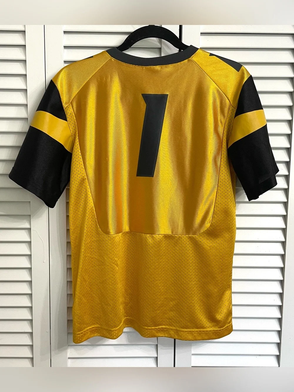 Missouri Tigers Mizzou Football Jersey Nike Gold Short Sleeve Boys Youth Size M